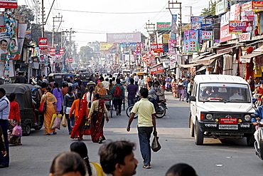 Street scene, Haldwani, Uttarakhand region, northern India, India, Asia