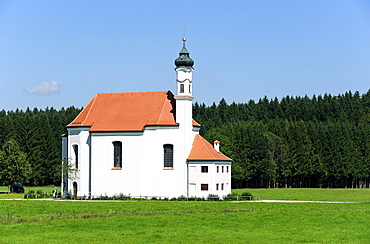 Leonhardikapelle chapel in Dietramszell, Toelzer Land district, Upper Bavaria, Bavaria, Germany, Europe