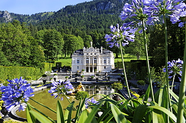 Schloss Linderhof, castle of King Ludwig II, Graswangtal, Ammergau Alps, Oberammergau, Upper Bavaria, Bavaria, Germany, Europe