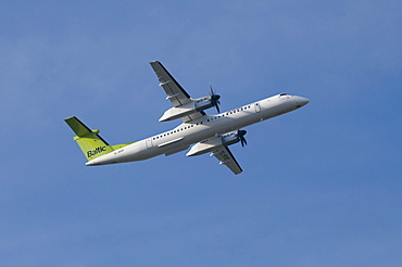 Air Baltic de Havilland Canada DHC-8-400Q Dash 8 in ascent, regional aircraft by Bombardier