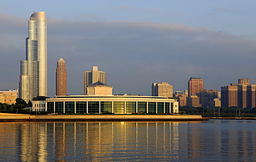 John G. Shedd Aquarium and Ocean Aquarium at sunrise, Lake Michigan, Central Park - One Museum Park, Lake Michigan, skyscrapers, skyline, Lake Michigan, Chicago, Illinois, United States of America, USA