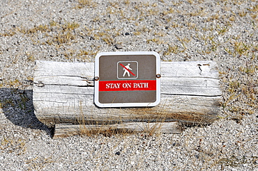 Prohibition sign, Lower Geyser Basin, Yellowstone National Park, Wyoming, United States of America, USA