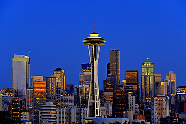 Night scene, skyline of the Financial District in Seattle, Space Needle, Columbia Center, formerly known as Bank of America Tower, Washington Mutual Tower, Two Union Square Tower, Municipal Tower, formerly Key Tower, U.S. Bank Center, Washington, United S