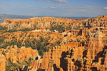 Rock formations and hoodoos in Bryce Canyon at sunset, Sunset Point, Utah, Southwest, USA