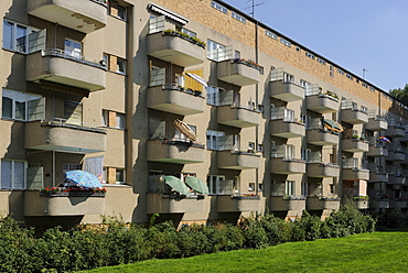 Great Settlement of Siemens City also known as Ring Settlement, completed in 1929-1931, UNESCO World Heritage Site, one of the Berlin Modernism Housing Estates, designed by the architects Otto Banning, Fred Forbat, Walter Gropius, Hugo Haering, Paul Rudol