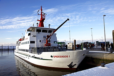 Ferry to Spiekeroog island in the port of Neuharlingersiel, winter, East Frisia, Lower Saxony, Germany, Europe