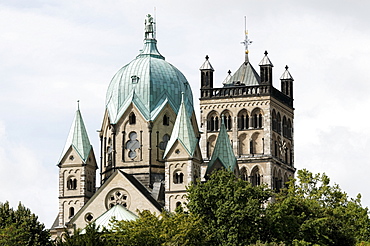 St. Quirinus Minster, dome and tower, Neuss, Niederrhein, North Rhine-Westphalia, Germany, Europe