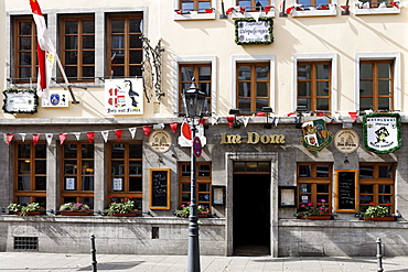 Traditional Rheinische restaurant, decorated for the Schuetzenumzug parade, Michaelstrasse, Neuss, Niederrhein, North Rhine-Westphalia, Germany, Europe