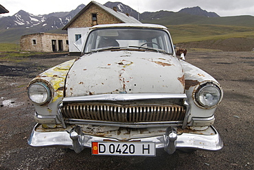 Russian vintage car, Bishkek, Kyrgyzstan, Central Asia