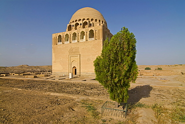 Reconstructed domed mausoleum, Merv, Turkmenistan, Central Asia