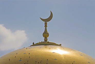 Dome of the Turkmenbashi Ruhi Mosque, Turkmenistan, Central Asia