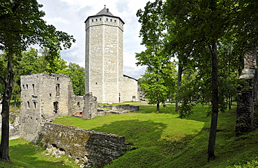 Castle Museum, ruins of the Castle of the Order of the Teutonic Knights, Tall Hermann, Paide, Estonia, Baltic States, Northern Europe