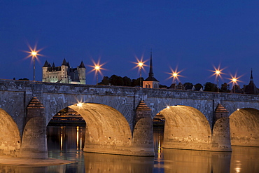 Pont Cessare with Church of St. Pierre and castle, Saumur, Department Maine-et-Loire, Region Pays de la Loire, France, Europe