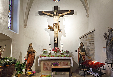 Crucifixion scene in the baptistry of the Parish Church, Spitz, Wachau, Waldviertel, Forest Quarter, Lower Austria, Austria, Europe