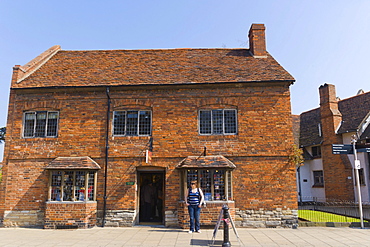 The Shakespeare Gift Shop, Henley Street, Stratford-upon-Avon, Warwickshire, England, United Kingdom, Europe