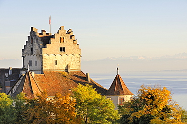 View over the historic Meersburg Castle in the evening light towards Lake Constance, Lake Constance district, Baden-Wuerttemberg, Germany, Europe