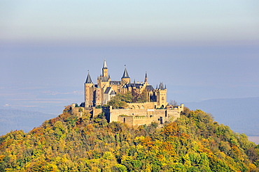 Burg Hohenzollern Castle between Hechingen and Bisingen, Zollernalbkreis district, Baden-Wuerttemberg, Germany, Europe