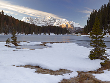 Lago Misurina, Misurina Lake at Sunrise, Belluno, Italy, Europe