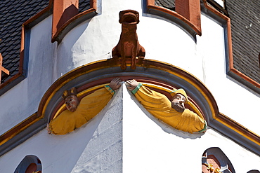 Figure, facade decoration, Steipe, former town hall, Hauptmarkt square, Trier, Rhineland-Palatinate, Germany, Europe