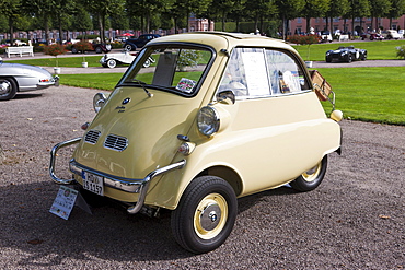 BMW Isetta 300, built in 1957, Germany, Classic-Gala, Concours d'Elegance in the Baroque castle gardens, Schwetzingen, Baden-Wuerttemberg, Germany, Europe