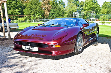 Jaguar Coupe XJ 220, built in 1994, GB, Classic-Gala, Concours d'Elegance in the Baroque castle gardens, Schwetzingen, Baden-Wuerttemberg, Germany, Europe