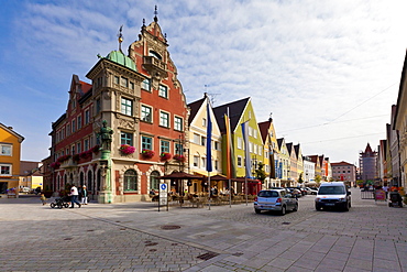 Town Hall and Marienplatz square, Mindelheim, Swabia, Unterallgaeu district, Bavaria, Germany, Europe