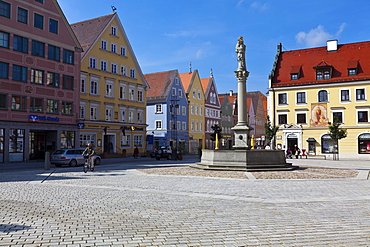 Marienplatz square, Mindelheim, Swabia, Unterallgaeu district, Bavaria, Germany, Europe