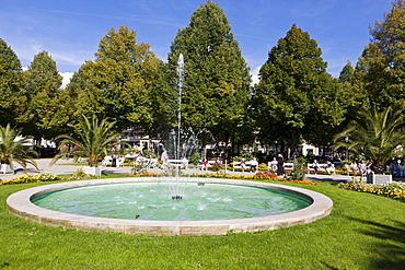 Pensioners in the Kurgarten, a spa garden, Bad Kissingen, Lower Franconia, Bavaria, Germany, Europe