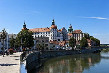 View along the Danube river, Schloss Neuburg castle, Neuburg an der Donau, Bavaria, Germany, Europe