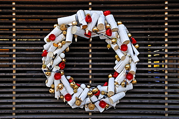 Advent wreath with birch logs and forks at a restaurant, Illhaeusern, Alsace, France, Europe