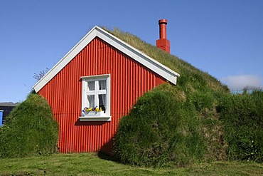 Lindarbakki, a grass-covered house near the town of Bakkager?i, east Iceland, Europe