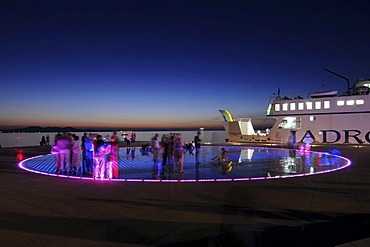 Historic town centre, evening mood, Greeting to the Sun, an installation by the architect Nikola Baoei&, Zadar, Croatia, Europe