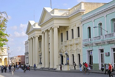 Park Vidal in the historic centre of Santa Clara, Cuba, Caribbean, Central America