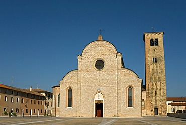 Romanesque cathedral, basilica, built in 1466, Piazza Celso Costantini, Concordia Sagittaria, Veneto, Italy, Europe