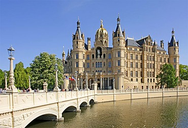 Schloss Schwerin Castle, Schwerin, Mecklenburg-Western Pomerania, Germany, Europe
