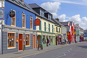 Town of Dingle, Dingle Peninsula, County Kerry, Ireland, Europe