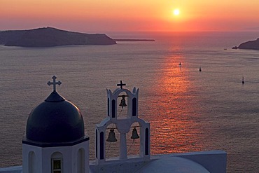 Sunset above the Theoskepasti church near Thira, Santorini, Cyclades, Aegean Sea, Greece, Europe