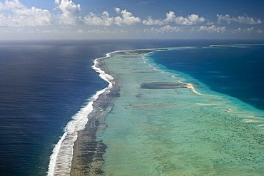 Tikehau coral atoll, Tuamotu Archipelago, French Polynesia, Pacific Ocean