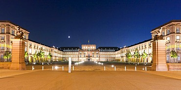 Baroque Schloss Mannheim castle in the evening, Mannheim, Baden-Wuerttemberg, Germany, Europe