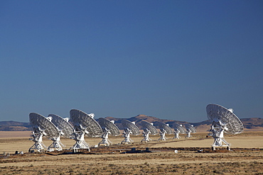 The Very Large Array radio telescope consists of 27 large dish antennas, the facility is part of the National Radio Astronomy Observatory, on the Plains of San Agustin in Datil, western New Mexico, USA