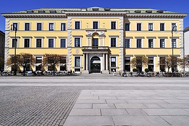 Arco Palais, former aristocratic palace built by Leo von Klenze in 1824, Wittelsbacher Platz square, Munich, Bavaria, Germany, Europe