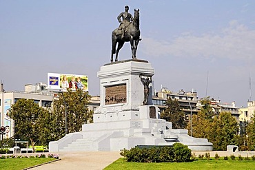 Equestrian statue, monument to General Baquedano, Plaza Baquedano, Plaza Italia square, Santiago de Chile, Chile, South America