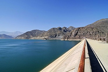 Dam, Puclaro reservoir, storage lake, lake, water, mountains, Vicuna, Valle d'Elqui, Elqui valley, La Serena, Norte Chico, northern Chile, Chile, South America