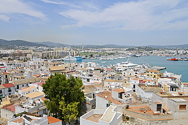 Port, overview, Dalt Vila, historic old town, Unesco World Heritage Site, Ibiza, Pityuses, Balearic Island, Spain, Europe