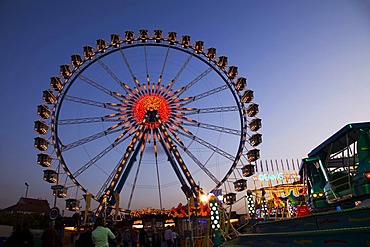 Ferris wheel at dusk, Oktoberfest Munich, Theresienwiese, Munich, Bavaria, Germany, Europe