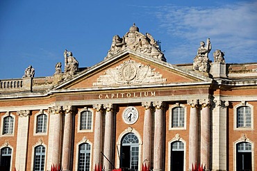 Place du Capitole, Toulouse, Haute Garonne, France, Europe