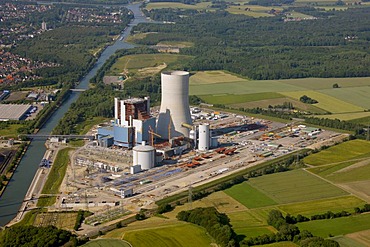 Aerial view, Datteln4 coal power plant of the EON energy corporation, building freeze, Dortmund-Ems canal, Recklinghausen, Ruhrgebiet area, North Rhine-Westphalia, Germany, Europe