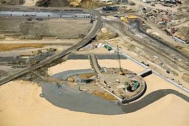 Aerial photo, recreational area, former steel mill, passage of the Emscher River, Emscher Reservoir, Phoenix-Ost, Phoenix Lake, Hoerde, Dortmund, Ruhr Area, North Rhine-Westphalia, Germany, Europe