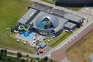 Aerial view, former steelwork grounds, Neue Mitte Oberhausen commercial development area, Centro shopping mall, marina, water park, Rhine-Herne Canal, Emscher river, A42 motorway, Oberhausen, Ruhrgebiet area, North Rhine-Westphalia, Germany, Europe