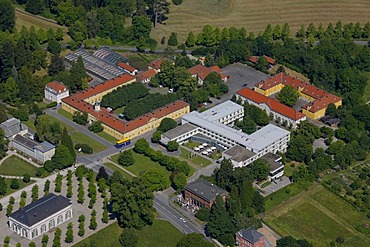 Aerial view, Schlosshotel Wilhelmshoehe, Bergpark Wilhelmshoehe mountain park, Kassel, Hesse, Germany, Europe